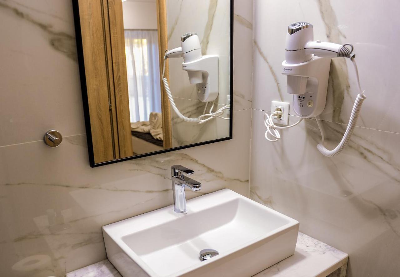 Island Dreams Rooms & Suites Rhodes City Εξωτερικό φωτογραφία